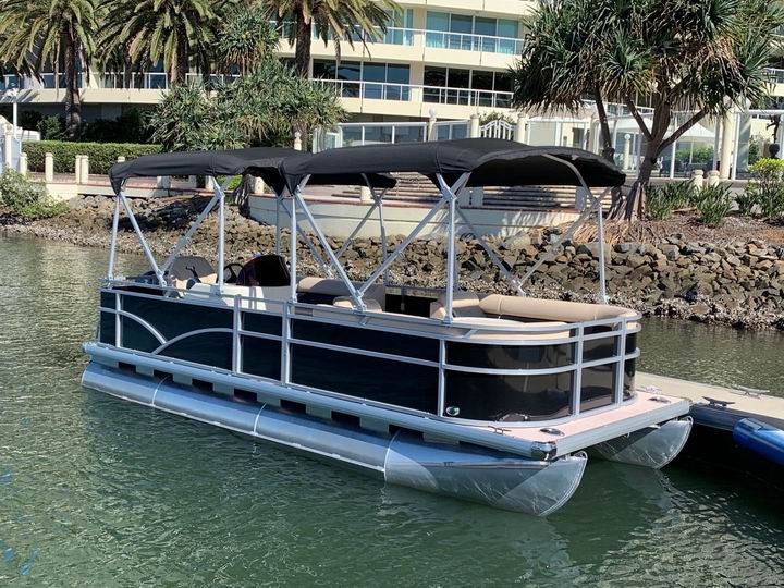 Cruiser Luxury Pontoon Boat